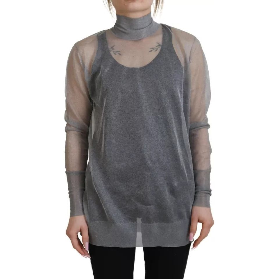 Front view with bag zipped and handles upright.
